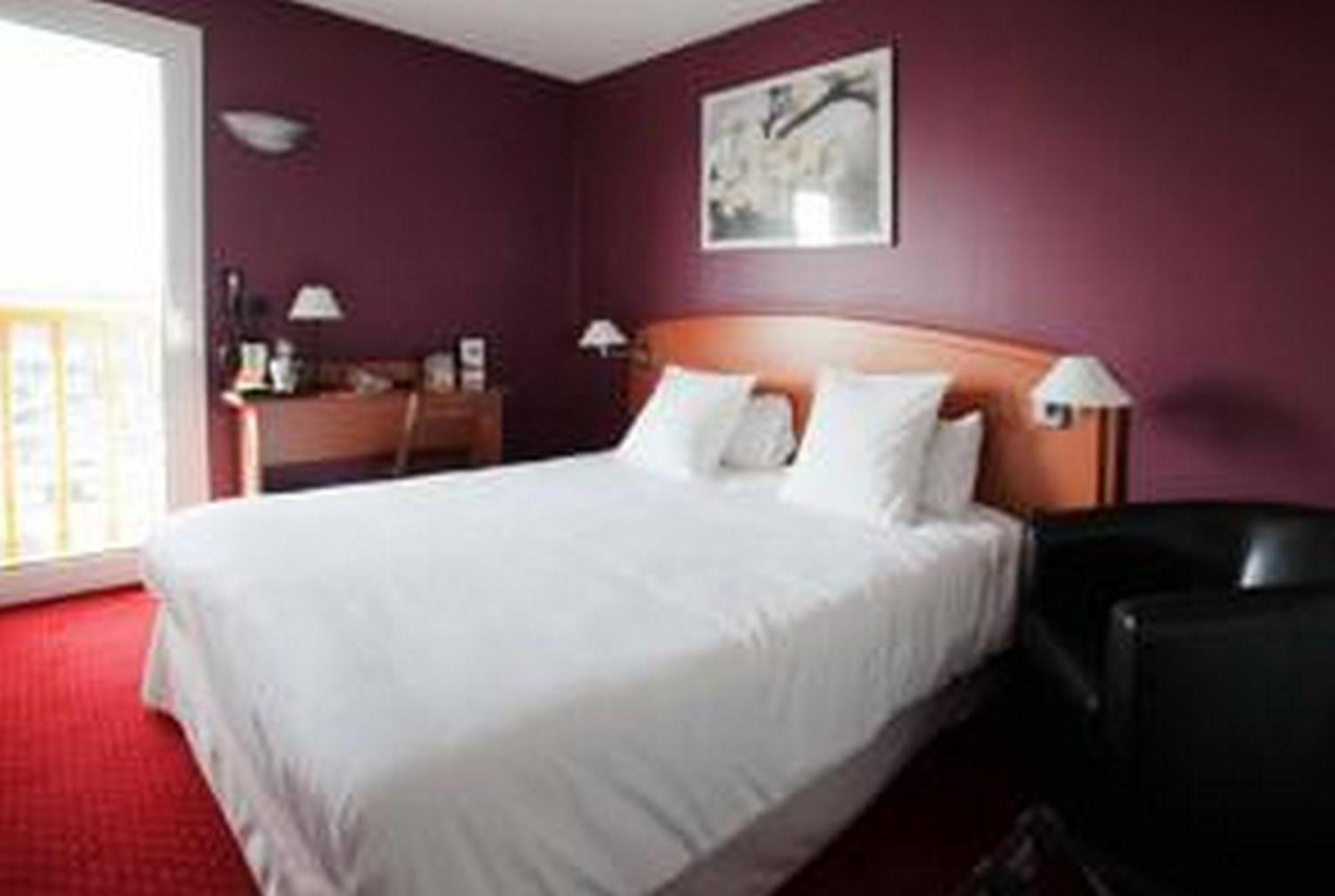 Sky Hotel Goussainville Charles De Gaulle Kamer foto